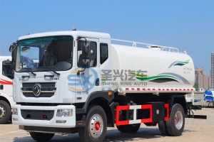 东风多利卡14吨洒水车