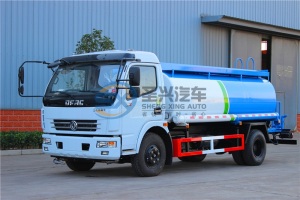 东风多利卡8吨园林绿化洒水车