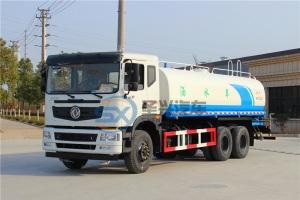 东风T5后双桥20吨洒水车