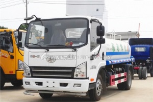 解放虎V环卫洒水车